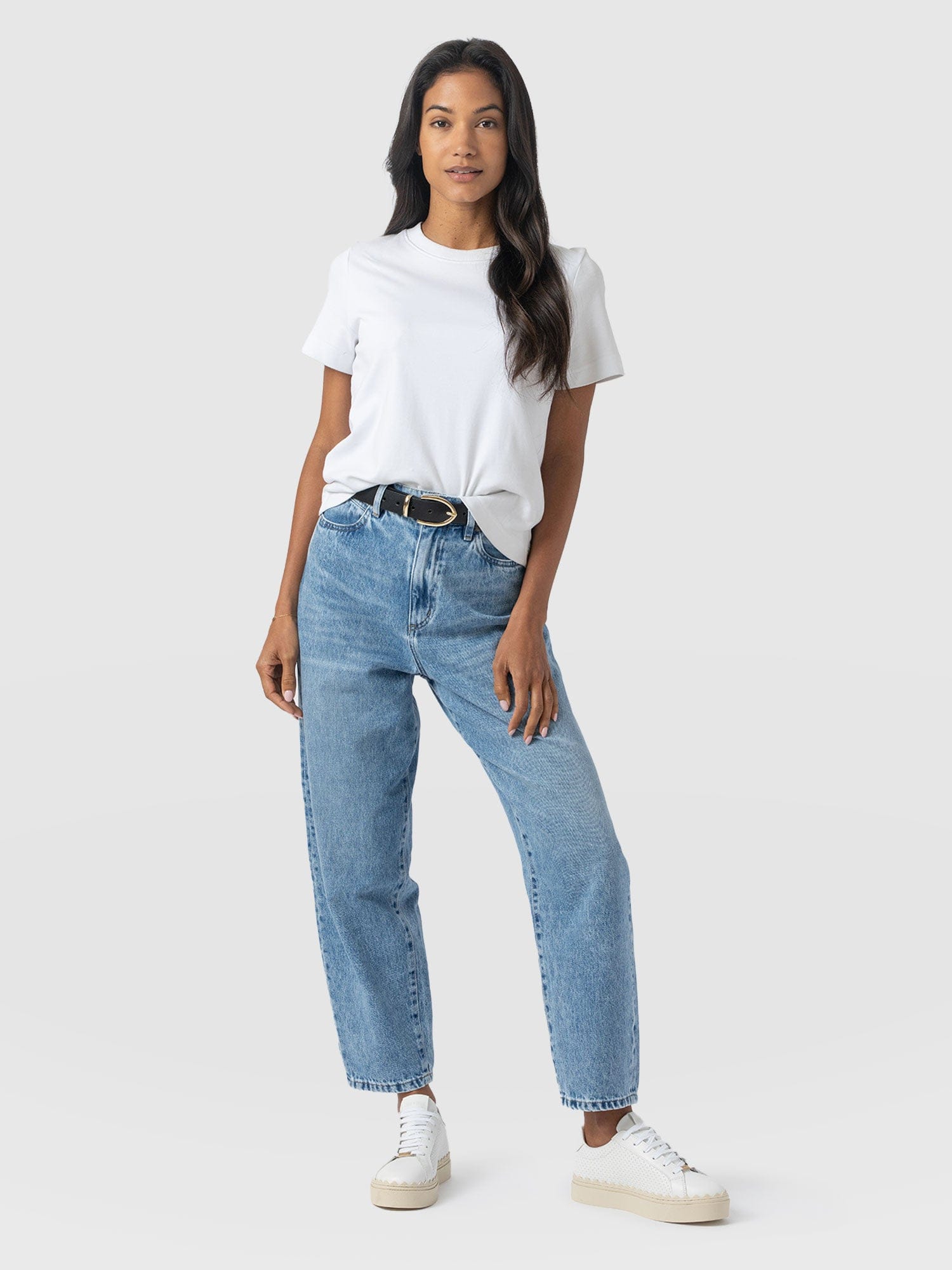 Barrel Leg Jean - Mid Blue - Women's Denims | Saint + Sofia® USA